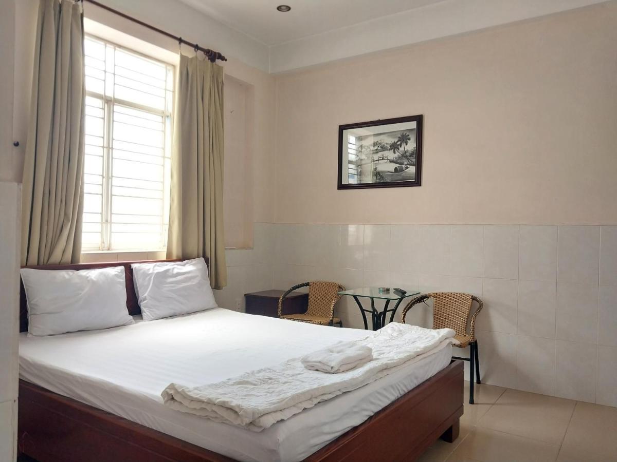 Khach San Mai Hoang 2 Hotel Ho Chi Minh City Bagian luar foto