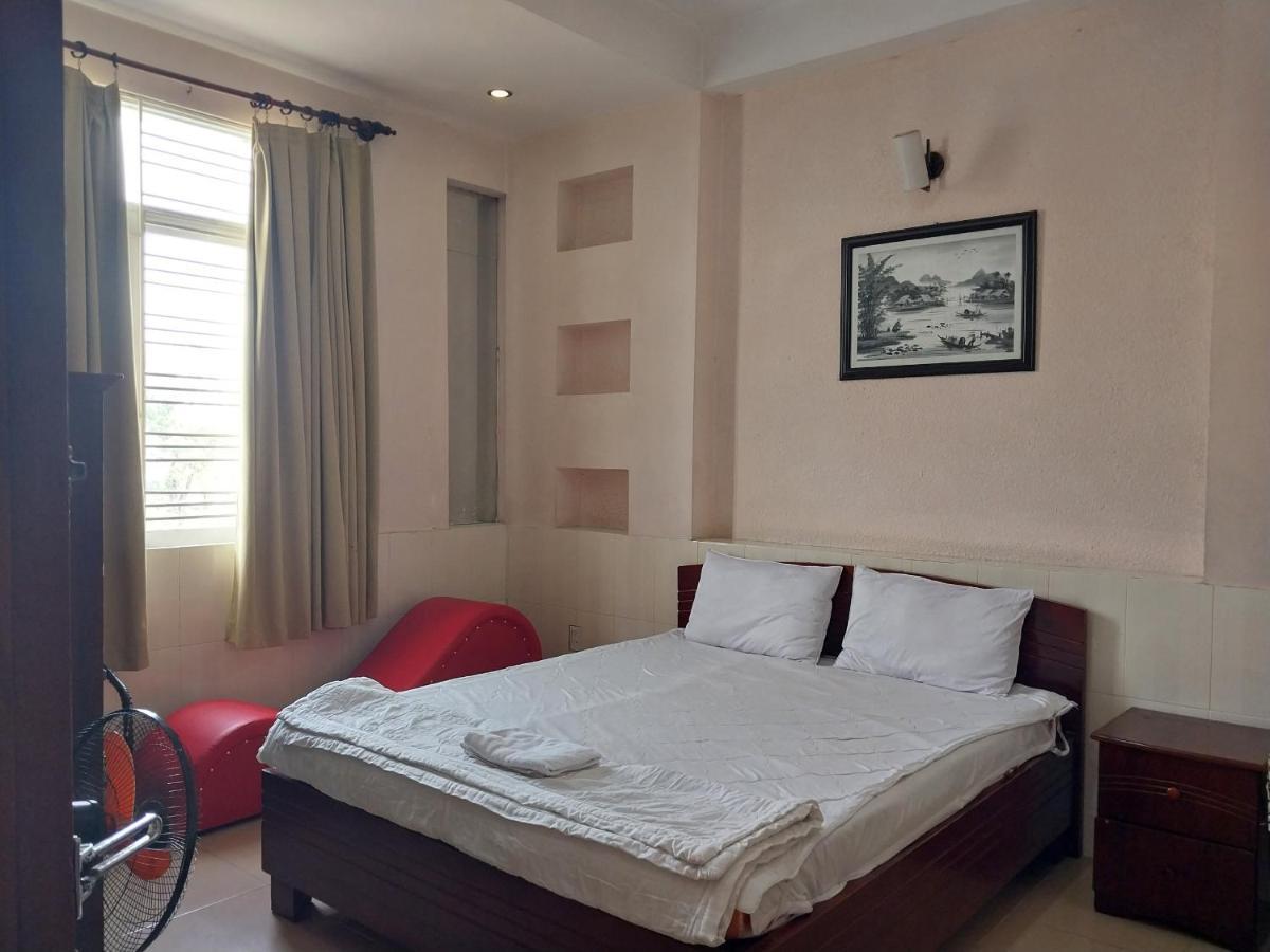 Khach San Mai Hoang 2 Hotel Ho Chi Minh City Bagian luar foto