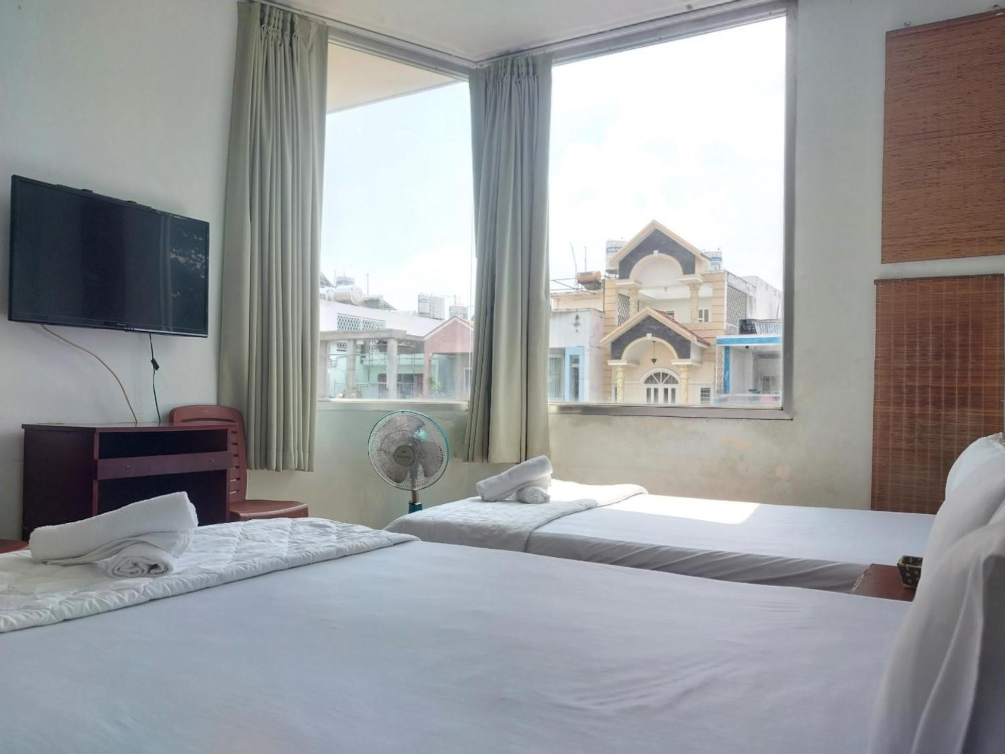 Khach San Mai Hoang 2 Hotel Ho Chi Minh City Bagian luar foto